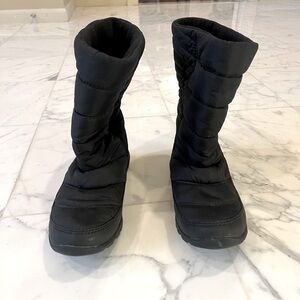 Like new Sorel Pull On Waterproof Winter Boots